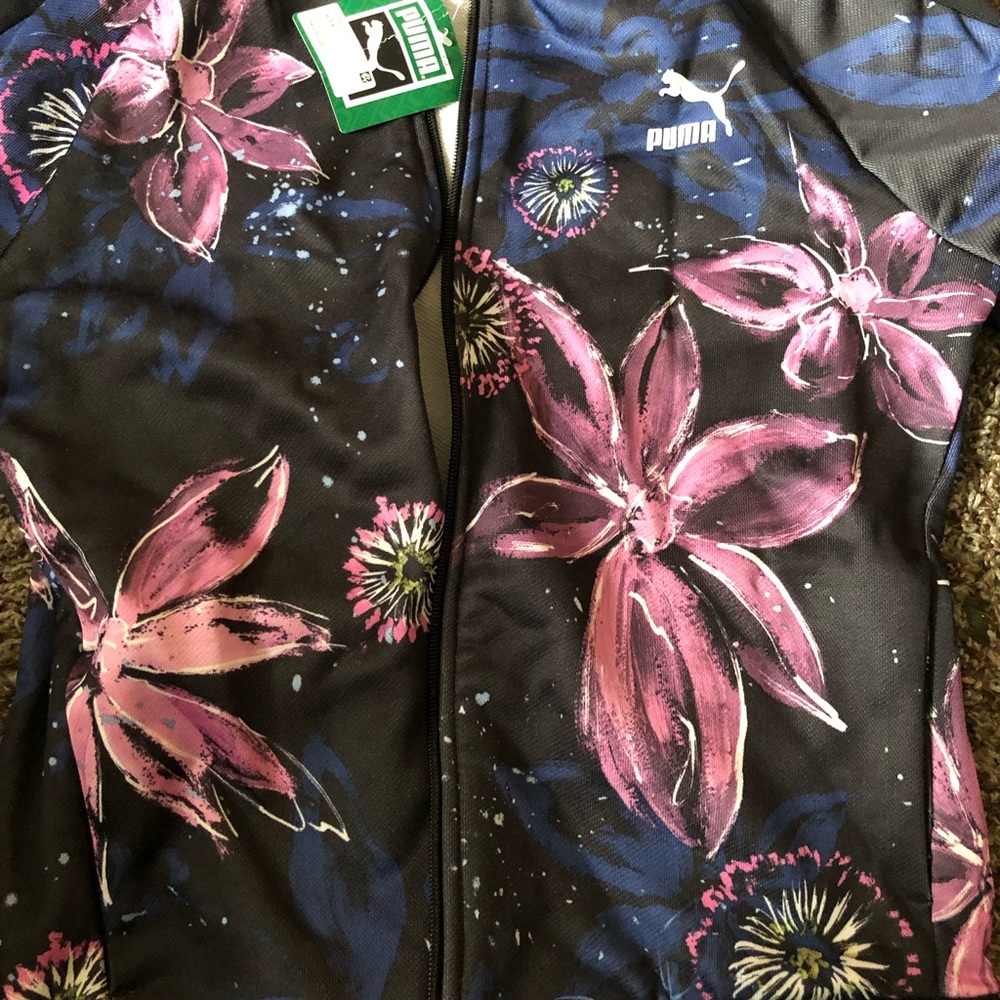 Puma Jacket for women large
